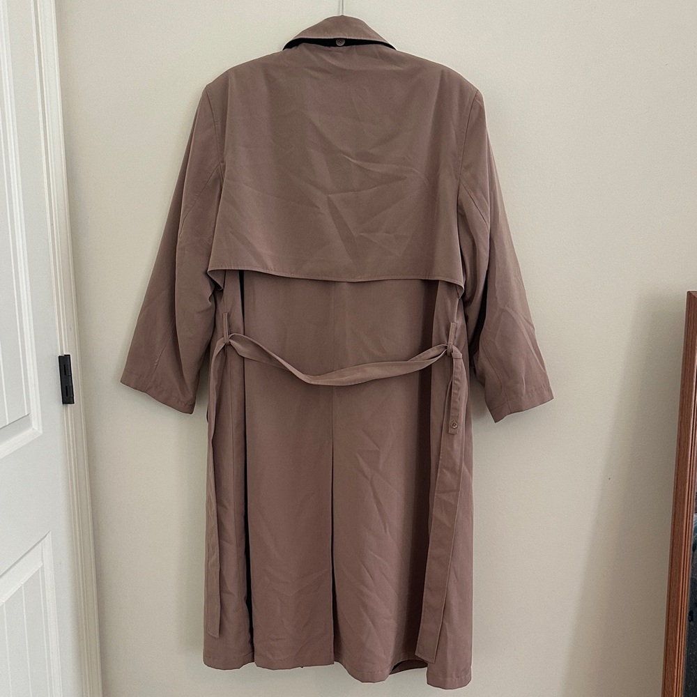 Misty Harbor Women’s Classic Trench Coat View 3